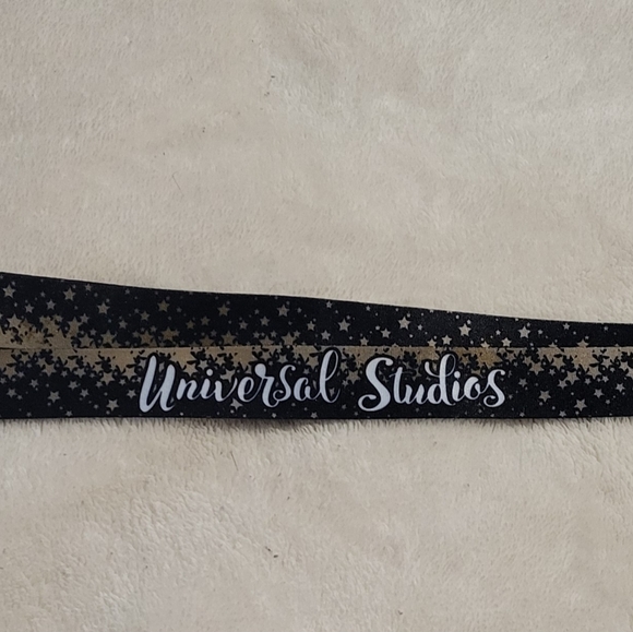 Universal Studios Lanyard- Black And Gold - Picture 5 of 7